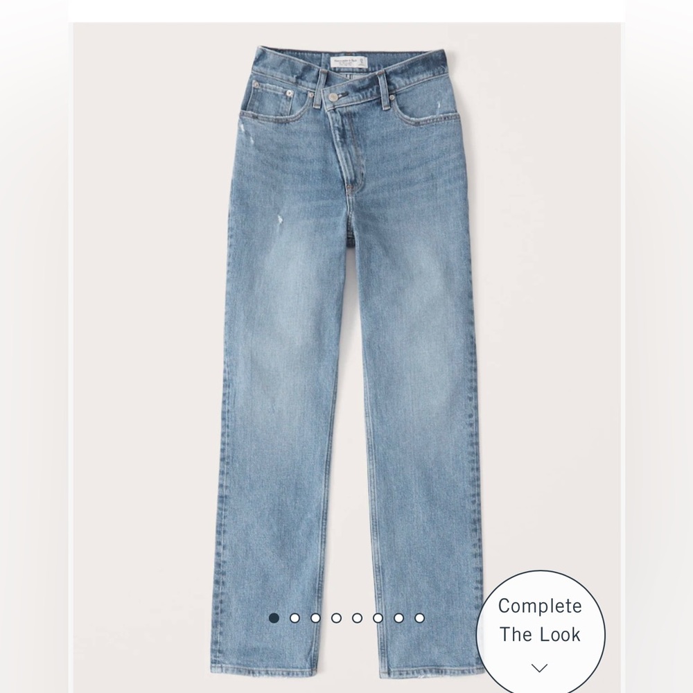 NWOT Abercrombie Straight 90s Ultra High Rise (short)